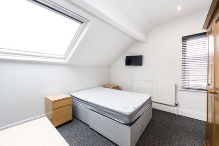 Welton Place, Hyde Park, Leeds - Photo 3