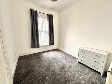 29 Mount Street, Coleraine, BT52 1HG - Photo 4