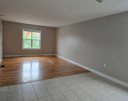 108 Albro Lake - Lovely 1 Bedroom, 1 Bath apartment in Dartmouth! - Photo 2