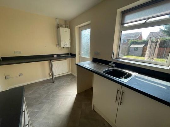 2 bedroom semi-detached house to rent - Photo 1