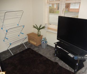 1 bedroom in a house share to rent - Photo 1