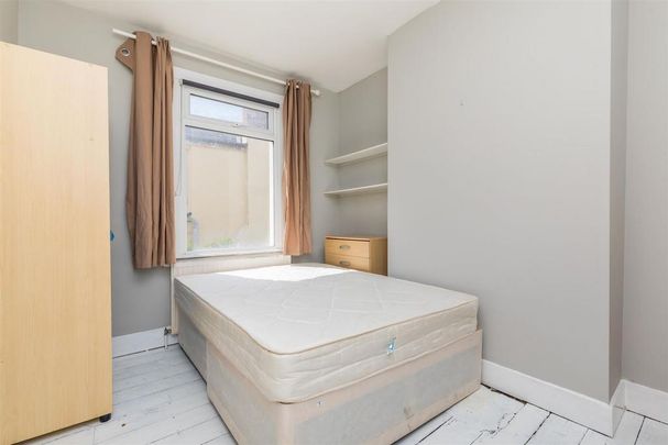 4 bedroom house share to rent - Photo 1