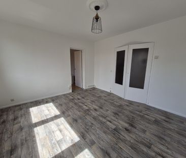 Location Appartement 2 pièces 43m² LILLE 59160 - Photo 5