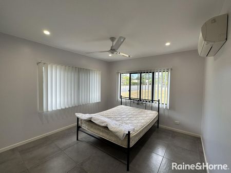 13 Maxwell Street, Mossman, QLD 4873 - Photo 5