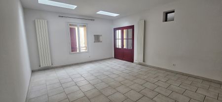 Maison de village indépendante à Manduel, avec terrasse et grand garage - à louer - Photo 2