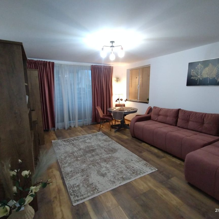 Garsonieră decomandată, mobilată, 40m², Str. Ion C. Brătianu, Brașov - Photo 1