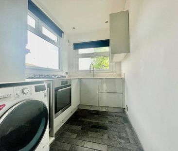 Radnor Avenue, DA16, Kent - Photo 4