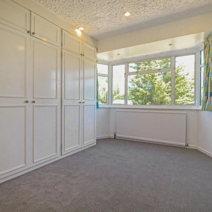 Studio Flat, Longdown Road, SE6 - Photo 1