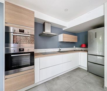Fernand Neuray: Sumptuous house renovated in 2021 - Photo 2