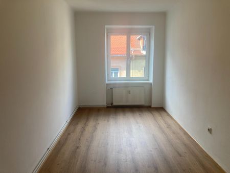 Mietwohnung mit 3 separaten Zimmer und Balkon - Photo 5