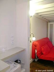 Logement à Paris, Location meublée - Photo 1