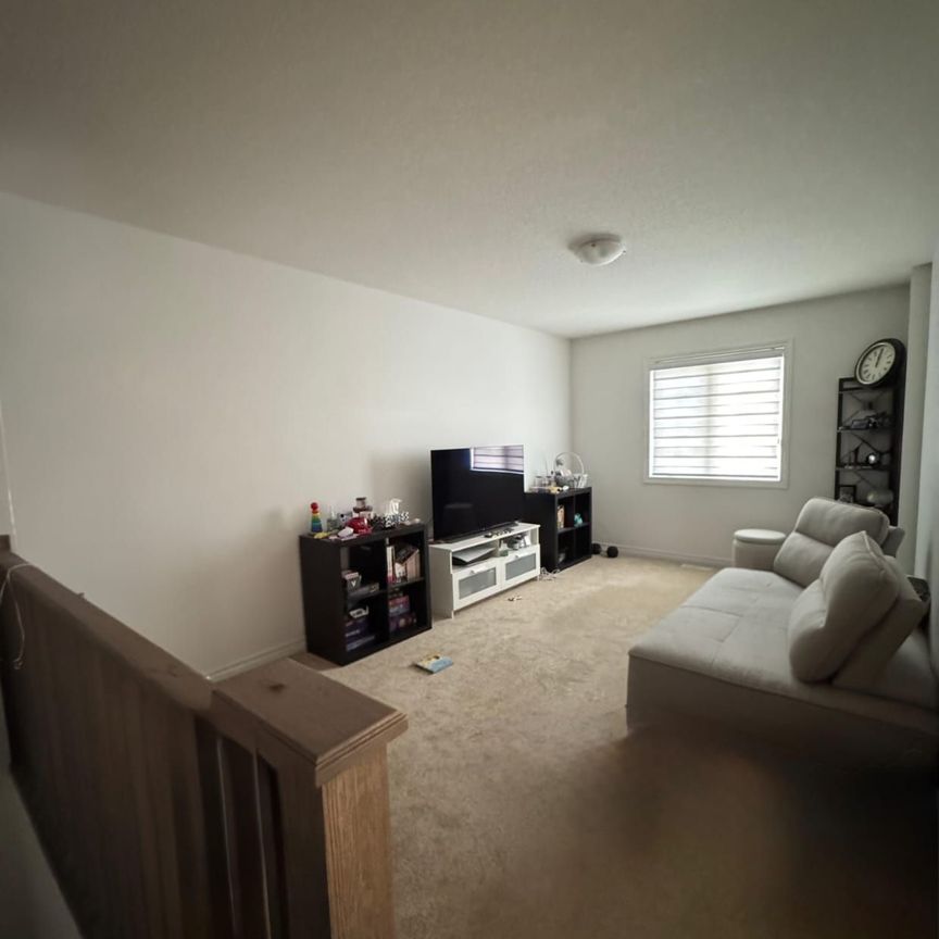 For Lease - 36 West Mill Street, North Dumfries, Ontario - Photo 1