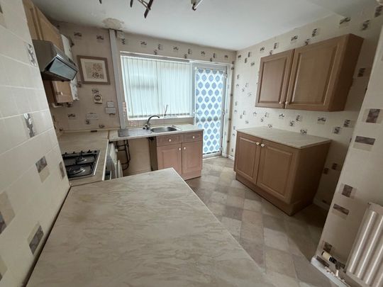 Spenser Avenue - Photo 1