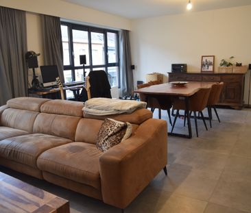 Appartement te huur - Foto 2