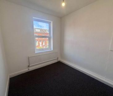 Nowell Terrace, Harehills, Leeds - Photo 4
