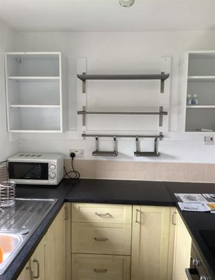 1 Bedroom Apartment To Let - Photo 1