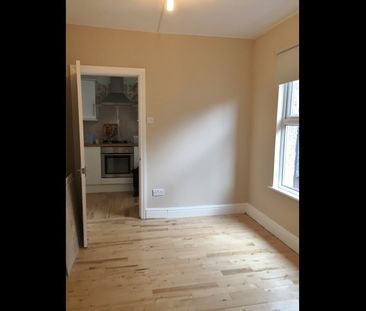 1 Bed Flat, Limedale Road, L18 - Photo 2