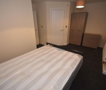 4 bedroom townhouse to rent - Photo 4