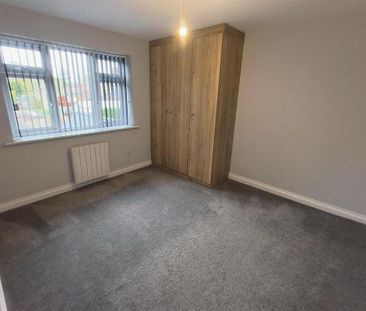 2 bedroom property to rent - Photo 3