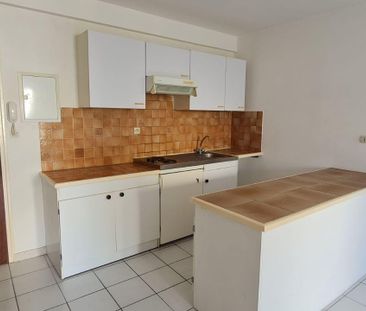 A Louer immédiatement Appartement centre ville, 1 er étage, 39 m² c... - Photo 2