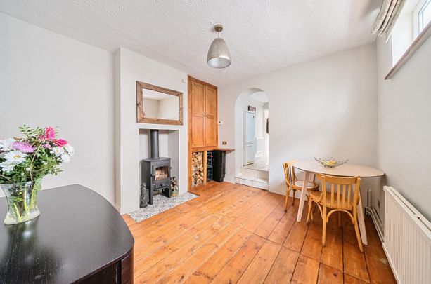 2 bedroom house to rent - Photo 1