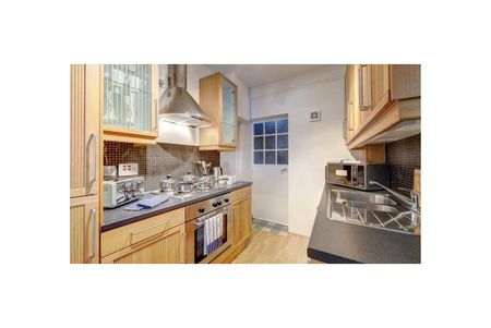 Fulham Road, London SW3 - Photo 5