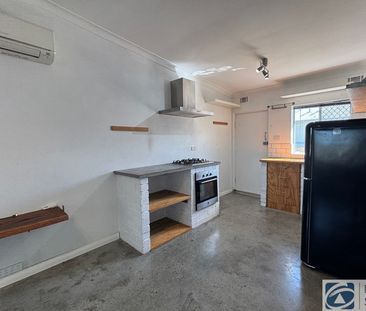 Renovated Apartment HOME OPEN TUESDAY 21 APRIL AT 11.00AM SHARP! Pl... - Photo 5