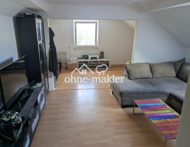 gepflegte 2 Zimmer Wohnung mit Einbauküche im grünen - Foto 1