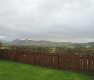 3 bedroom detached house to rent - Photo 2