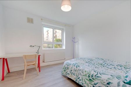 3 bedroom apartment to rent - Photo 4