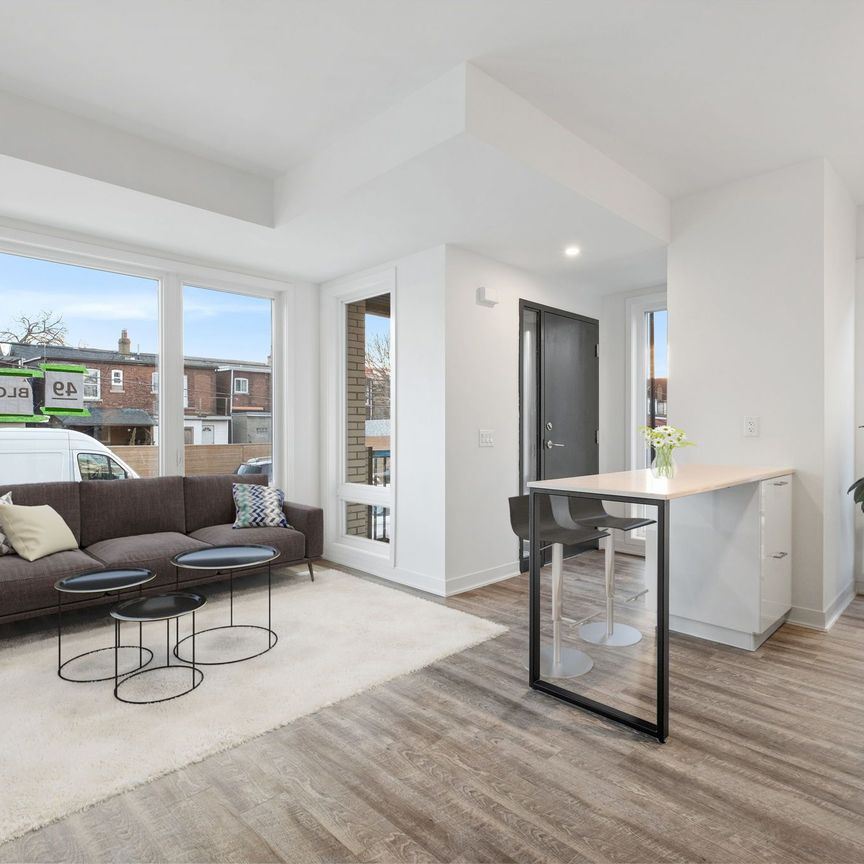 For Lease - 40 Ed Clark Gardens Unit# Th1, Toronto, Ontario - Photo 1