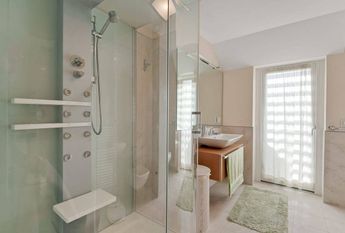 viale sergio bernardini, 345, Camaiore, Tuscany 55041