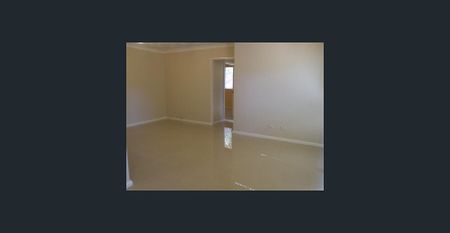 Modern two bedroom apartment walk to Epping Station - Photo 5