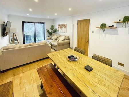 Iestynian Avenue, Cardiff, CF11 - Photo 3