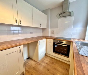 15 Parkgate Parade, Belfast, BT4 1ET - Photo 1