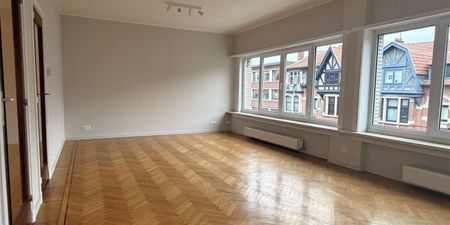 Appartement te huur in Berchem voor € 1.050 met 2 slaapkamers - Photo 2