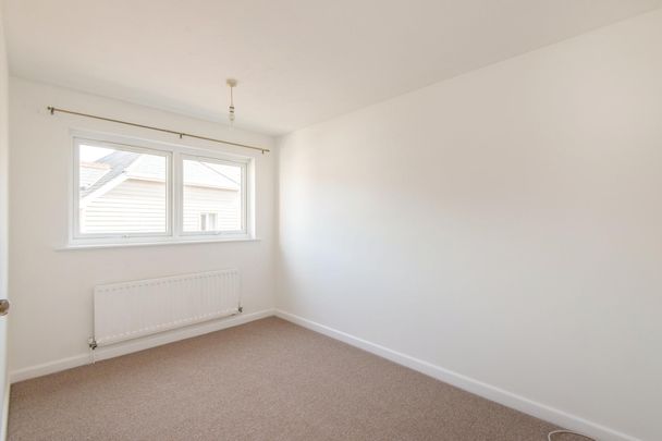 2 bedroom apartment to rent Bishopstoke, Eastleigh - Photo 1