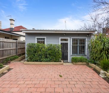 Charming Home in the Heart of Windsor - Photo 1