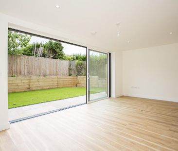 3 bedroom link detached house to rent - Photo 1