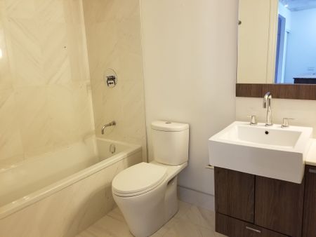 For Lease - 88 Blue Jays Way Unit# 3001, Toronto, Ontario - Photo 3