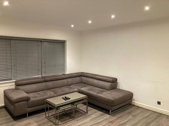 2 bedroom ground floor flat to rent - Photo 1