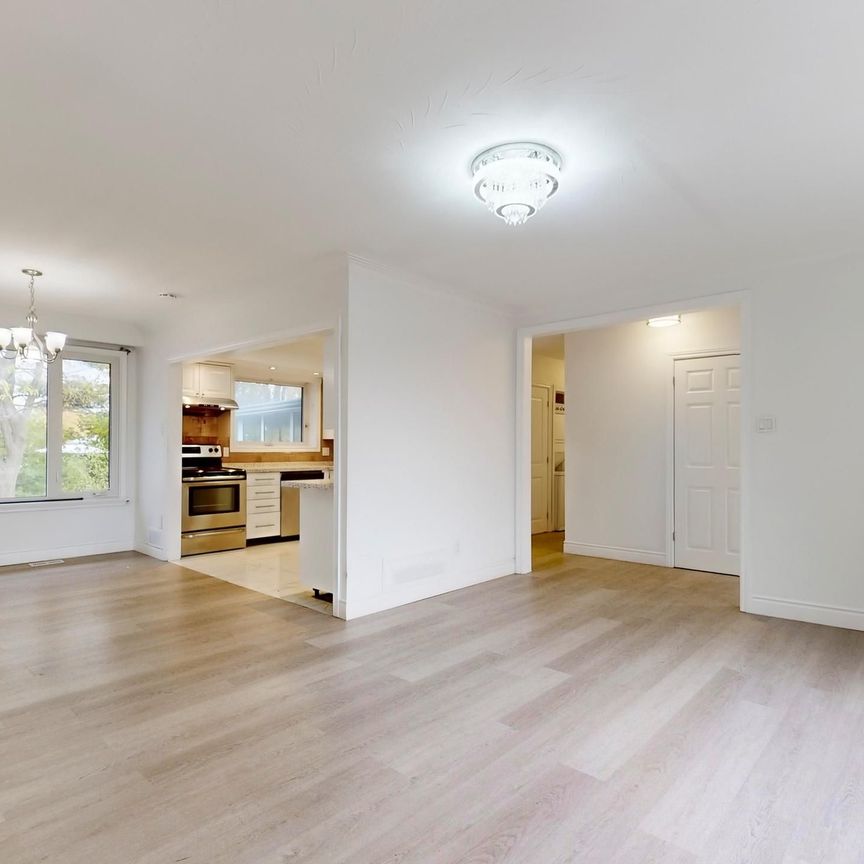 For Lease - 575 Third Line Unit# Main, Oakville, Ontario - Photo 1