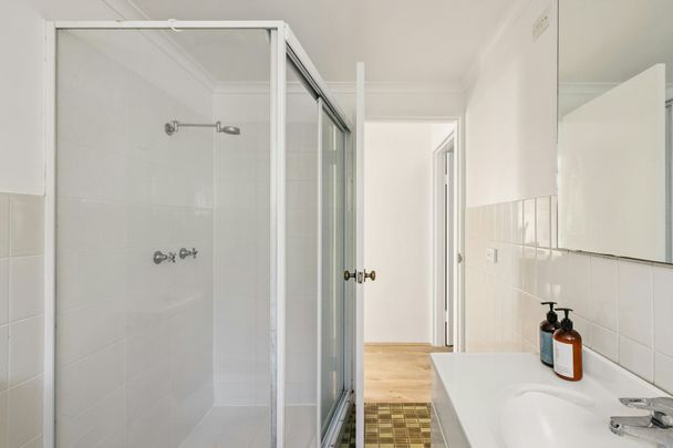 2 / 3 Robert Street - Photo 1