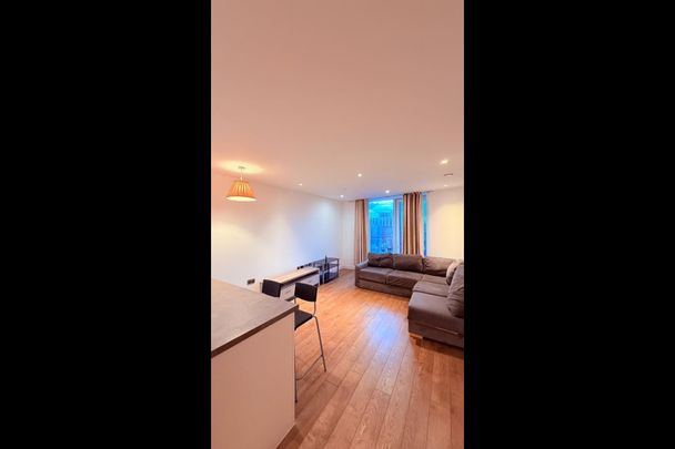 2 Bed Flat, Oculus House, IG11 - Photo 1