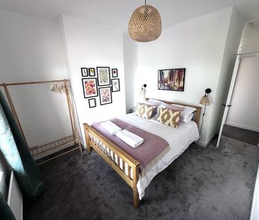 2 Bed Terraced House, Penzance Street, M40 - Photo 5