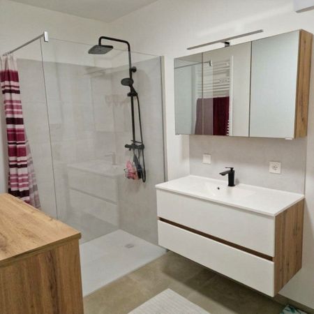 Neuwertige Wohnung im Zentrum von Hagenberg II große Loggia II Einbauküche - Foto 5