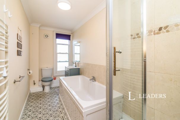 2 bedroom apartment to rent Suffolk Road, Lowestoft, Suffolk, NR32 - Photo 1