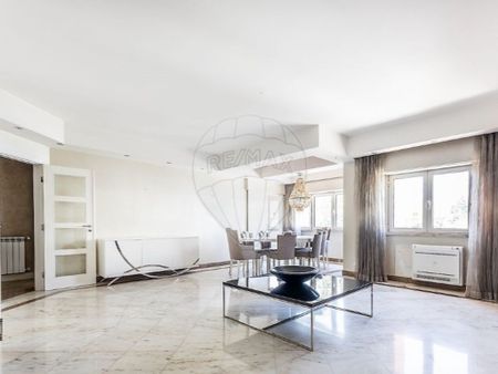 3 room luxury Apartment for rent in São Domingos de Benfica, Lisbon - Photo 4