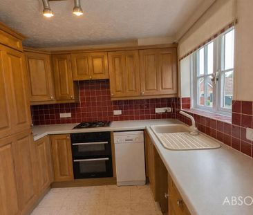 2 bedroom semi-detached house to rent - Photo 4