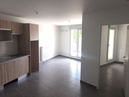 Location Appartement 3 pièces 55m² TOURS 37100 - Photo 4